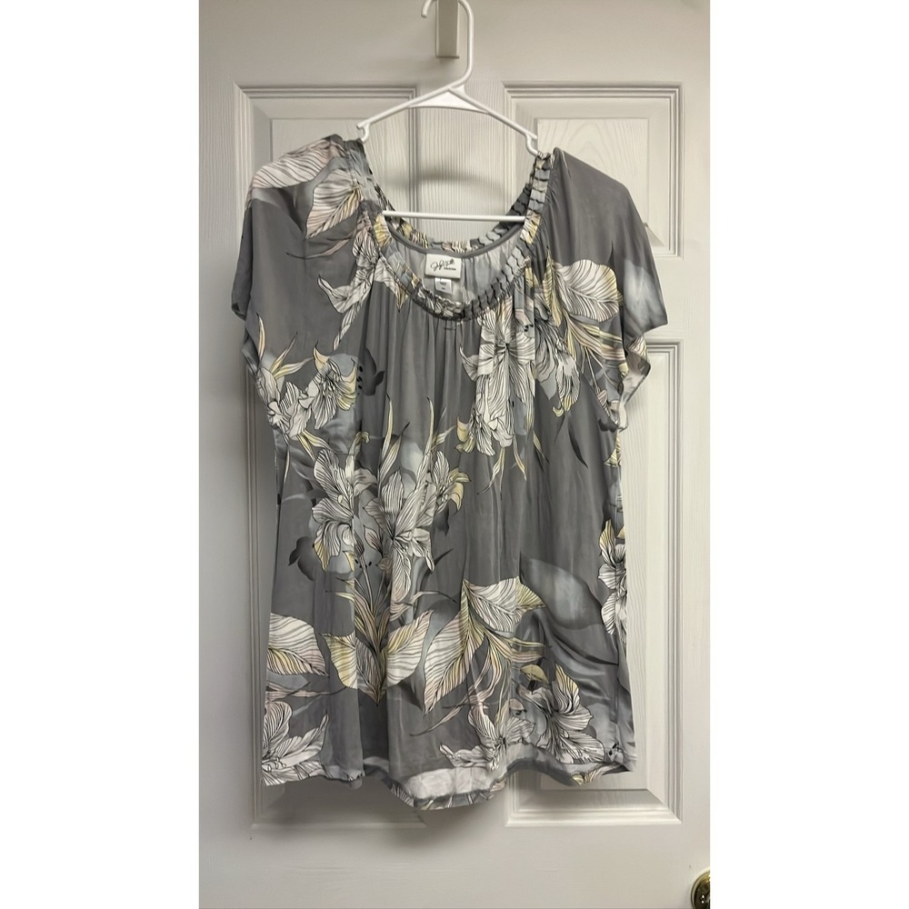 JM Collection‎ Womens XXL Gray Floral Scoop Neck Short Sleeve Blouse